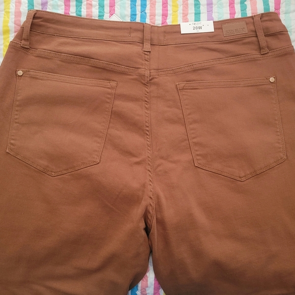 Judy Blue Woodland High Waist, Slim Fit - Sz: 20 - Picture 3 of 3